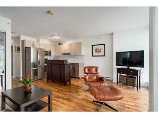 Photo 8: 608 550 TAYLOR Street in Vancouver: Downtown VW Condo for sale in "THE TAYLOR" (Vancouver West)  : MLS®# V1123888