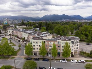 Main Photo: 313 515 E 15TH Avenue in Vancouver: Mount Pleasant VE Condo for sale in "Harvard Place" (Vancouver East)  : MLS®# R2702528