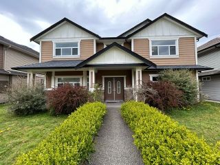 Photo 1: 12183 240 Street in Maple Ridge: East Central House for sale : MLS®# R2867528