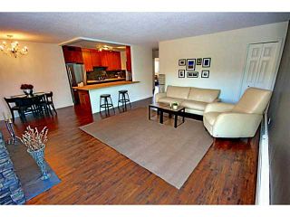 Photo 3: 12 3402 PARKDALE Boulevard NW in Calgary: Parkdale Condo for sale : MLS®# C3631744