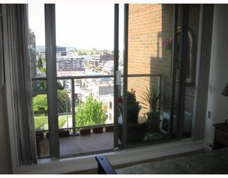 Photo 6: 903 1575 W 10TH Avenue in Vancouver: Fairview VW Condo for sale in "THE TRITON" (Vancouver West)  : MLS®# V647420