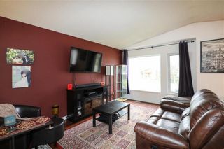 Photo 9: 43 Sunway Avenue in Winnipeg: Kildonan Meadows Residential for sale (3K)  : MLS®# 202210859
