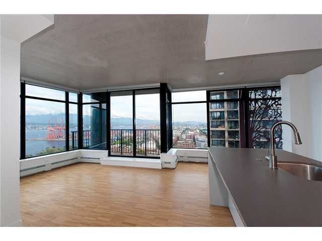 Main Photo: 2703 128 W CORDOVA Street in Vancouver: Downtown VW Condo for sale (Vancouver West)  : MLS®# V980678