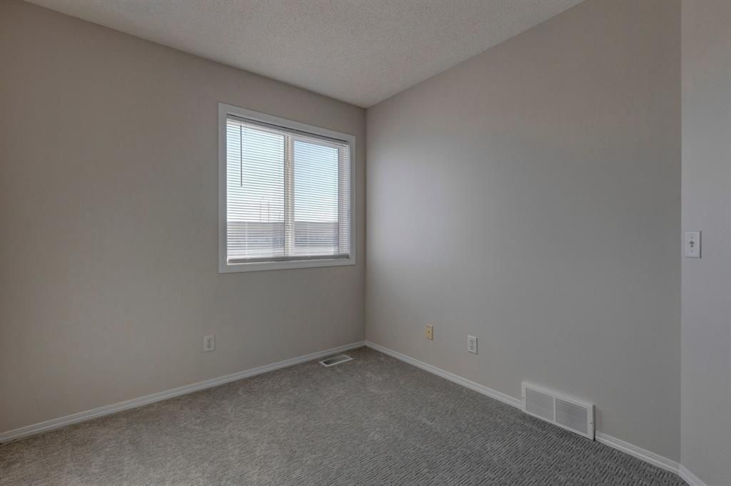 Photo 23: Photos: 358 Elgin View SE in Calgary: McKenzie Towne Semi Detached for sale : MLS®# A1153376