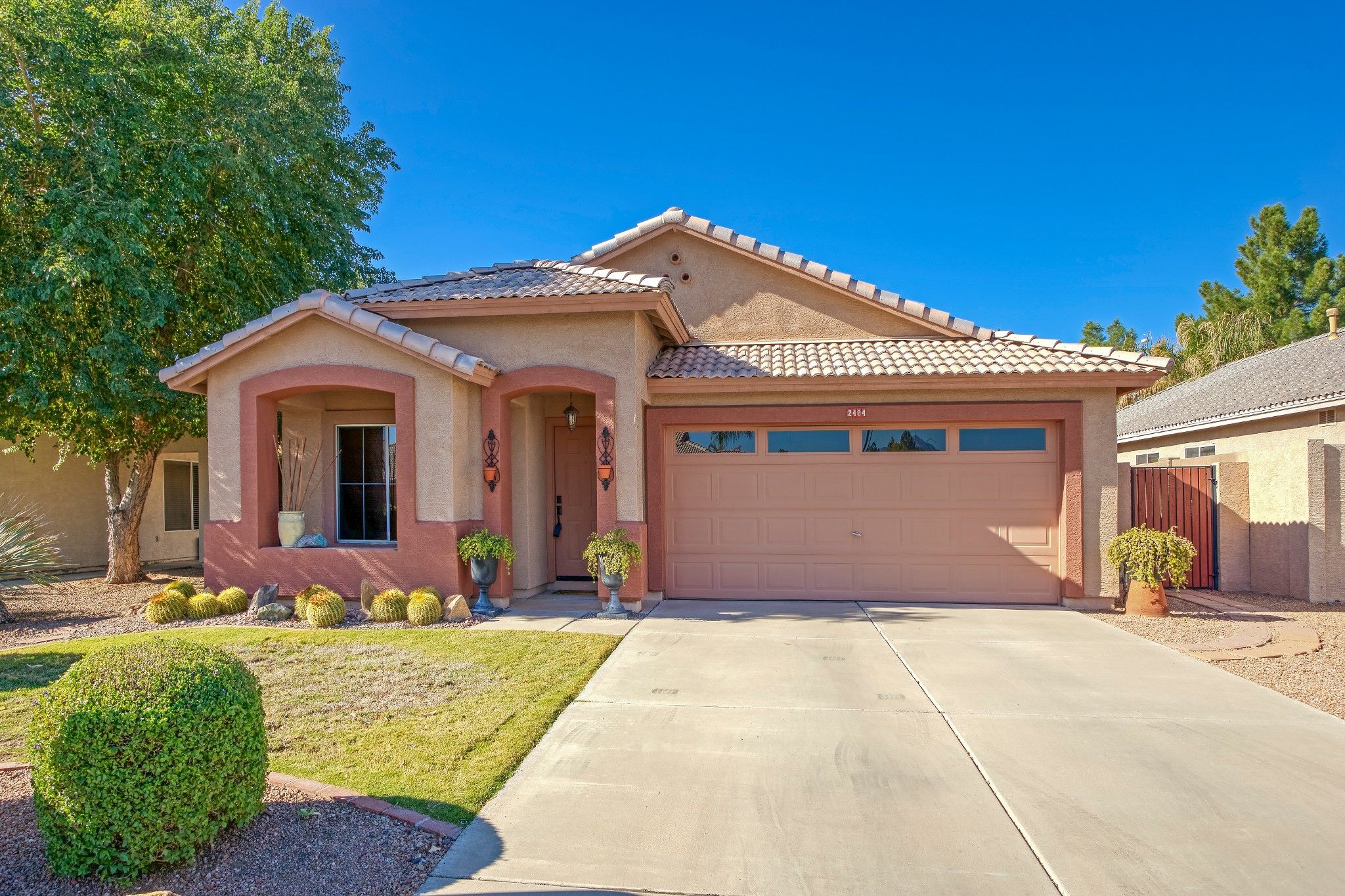 Photo 1: Photos: 2404 S Bernard in Mesa: Augusta Ranch House for sale (East Valley)  : MLS®# 6167737