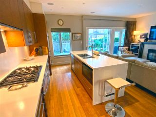 Photo 5: 15 3750 EDGEMONT Boulevard in North Vancouver: Edgemont Townhouse for sale in "The Manor At Edgemont" : MLS®# R2514295
