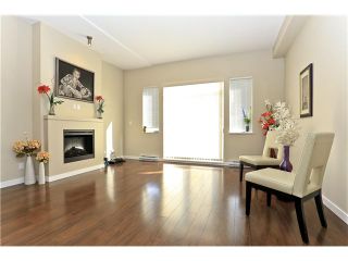 Photo 3: 78 1125 KENSAL Place in Coquitlam: New Horizons Townhouse for sale in "KENSAL WALK" : MLS®# V998248