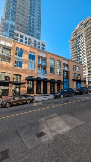 Photo 5: 103 42 6 Street in New Westminster: Downtown NW Retail for sale in "618 Carnarvon" : MLS®# C8057518