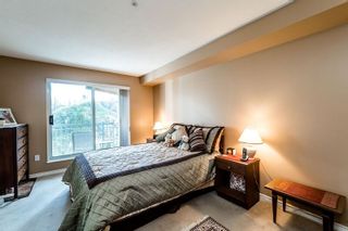 Photo 12: 206 1140 STRATHAVEN Drive in North Vancouver: Northlands Condo for sale in "STRATHAVEN" : MLS®# R2146417