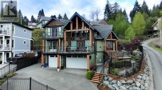 Photo 1: 243 North Shore Rd in Lake Cowichan: House for sale : MLS®# 961733