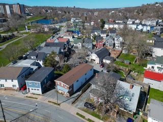 Photo 1: 7 Pleasant Street in Dartmouth: 10-Dartmouth Downtown to Burnsid Multi-Family for sale (Halifax-Dartmouth)  : MLS®# 202408881