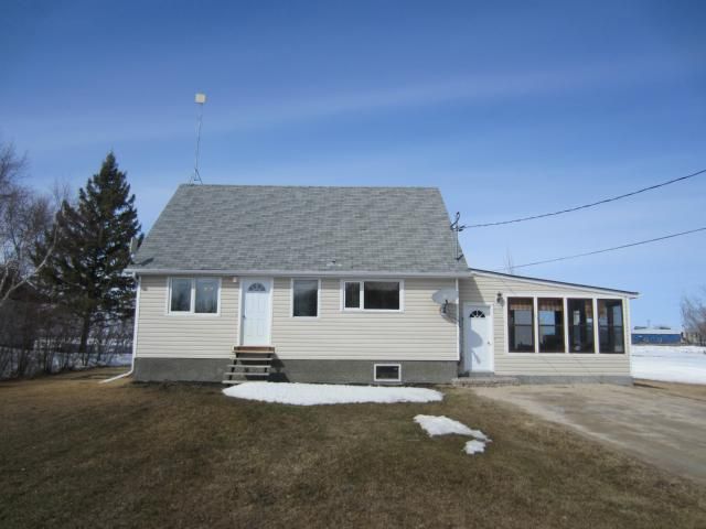 Main Photo: 45 Crown Valley Road West in NEWBOTHWE: Manitoba Other Residential for sale : MLS®# 1306925