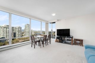 Photo 3: 1906 1228 MARINASIDE Crescent in Vancouver: Yaletown Condo for sale (Vancouver West)  : MLS®# R2817150