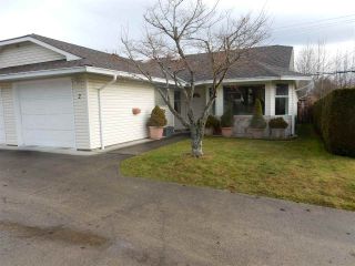 Photo 1: 2 767 NORTH Road in Gibsons: Gibsons & Area Townhouse for sale in "North Oaks" (Sunshine Coast)  : MLS®# R2133128