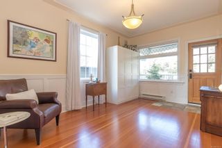 Photo 9: 2 1009 Southgate St in Victoria: Vi Fairfield West Row/Townhouse for sale : MLS®# 911922