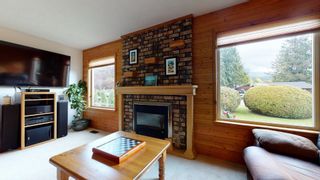 Photo 4: 1515 EAGLE RUN Drive: Brackendale House for sale in "Eagle Run" (Squamish)  : MLS®# R2722587