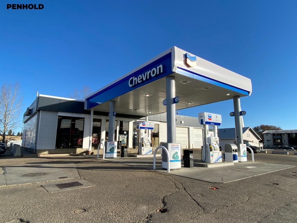 Main Photo: Chevron Gas station for sale Alberta: Commercial for sale : MLS®# A1246052
