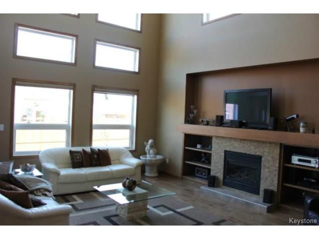 Photo 6: Photos: 91 Desrosiers Drive in WINNIPEG: Transcona Residential for sale (North East Winnipeg)  : MLS®# 1320703