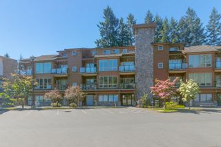 Photo 1: 401 627 Brookside Rd in Colwood: Co Latoria Condo for sale : MLS®# 906976