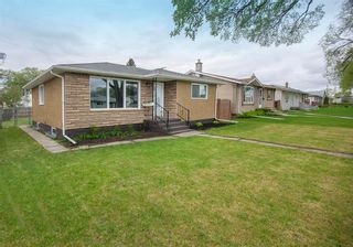 Photo 1: 1242 Boyd Avenue in Winnipeg: Shaughnessy Heights Residential for sale (4B)  : MLS®# 202314179