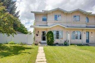 Photo 1: 2 Douglas Avenue: Red Deer Row/Townhouse for sale : MLS®# A1238134