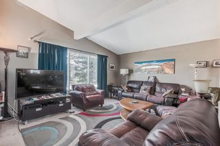Photo 4: 15 Pensville Road SE in Calgary: Penbrooke Meadows Detached for sale : MLS®# A2040990