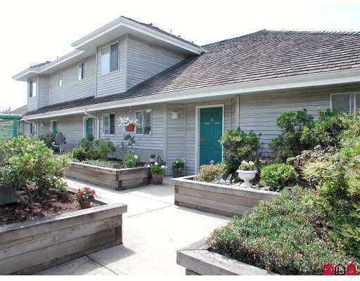 Main Photo: 14 13670 84TH AV in Surrey: Bear Creek Green Timbers Townhouse for sale in "THE TRAILS" : MLS®# F2510938
