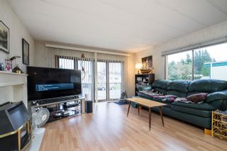 Photo 7: 1892 SHORE Crescent in Abbotsford: Central Abbotsford Manufactured Home for sale in "Park Meadow" : MLS®# R2637272