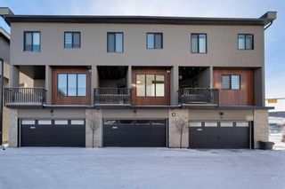 Photo 6: 37 Greenbriar Place NW in Calgary: Greenwood/Greenbriar Row/Townhouse for sale : MLS®# A2102201