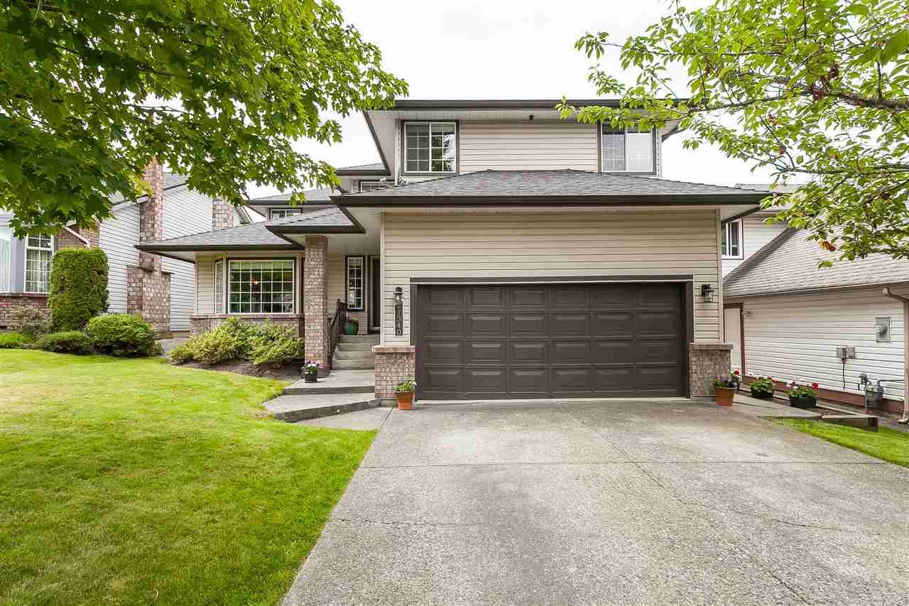 Main Photo: 21540 86A CRESCENT in Langley: Walnut Grove House for sale : MLS®# R2479128