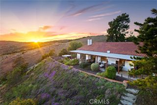 Main Photo: FALLBROOK House for sale : 4 bedrooms : 4613 Sleeping Indian Road