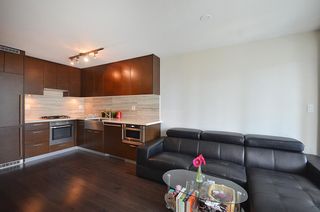 Photo 2: 706 535 SMITHE STREET in Vancouver: Downtown VW Condo for sale (Vancouver West)  : MLS®# R2109457