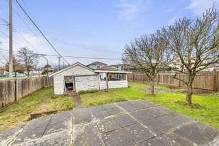 Photo 6: 2705 E 3RD Avenue in Vancouver: Renfrew VE House for sale (Vancouver East)  : MLS®# R2761487