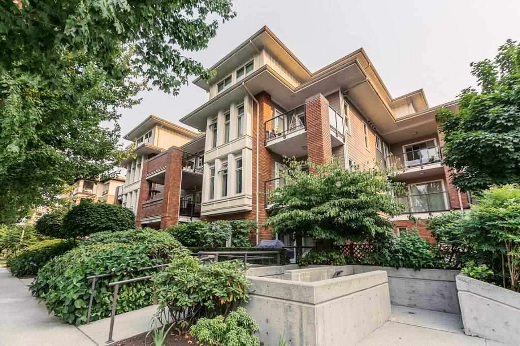 Main Photo: 101 2488 WELCHER Avenue in Port Coquitlam: Central Pt Coquitlam Condo for sale in "RIVERSIDE AT GATES PARK" : MLS®# R2227408