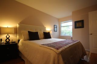 Photo 8: 203 925 W 15TH Avenue in Vancouver: Fairview VW Condo for sale (Vancouver West)  : MLS®# R2214676