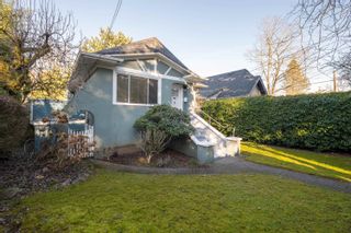 Photo 3: 215 W 14TH Avenue in Vancouver: Mount Pleasant VW House for sale (Vancouver West)  : MLS®# R2860398