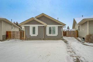Photo 1: 16 Millcrest Place SW in Calgary: Millrise Detached for sale : MLS®# A2022117
