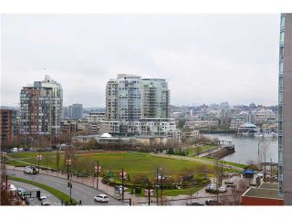 Photo 1: 907 1438 RICHARDS Street in Vancouver: Yaletown Condo for sale in "AZURA ONE" (Vancouver West)  : MLS®# V990481