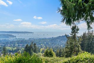 Photo 3: 4450 PROSPECT Road in North Vancouver: Upper Delbrook House for sale : MLS®# R2882342
