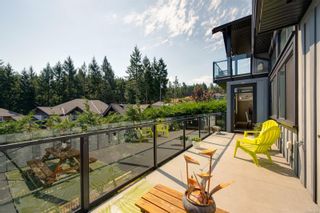 Photo 12: 2169 Players Dr in Langford: La Bear Mountain House for sale : MLS®# 912092