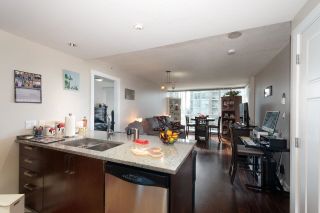 Photo 4: 1907 2978 GLEN Drive in Coquitlam: North Coquitlam Condo for sale in "GRAND CENTRAL 1" : MLS®# R2879353