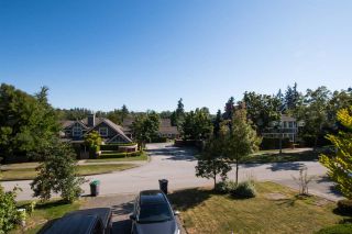 Photo 4: 15555 ROSEMARY HEIGHTS Crescent in Surrey: Morgan Creek House for sale in "MORGAN CREEK" (South Surrey White Rock)  : MLS®# R2480993