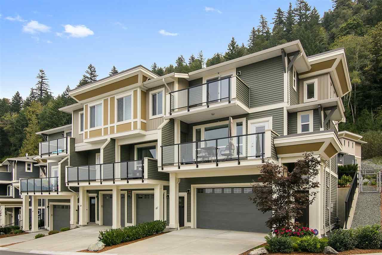 Main Photo: 48 6026 LINDEMAN Street in Chilliwack: Promontory Townhouse for sale in "Hillcrest Lane" (Sardis)  : MLS®# R2504692