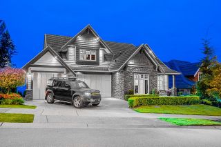 Photo 1: 2672 PLATINUM Lane in Abbotsford: Abbotsford East House for sale in "EAGLE MOUNTAIN" : MLS®# R2696575