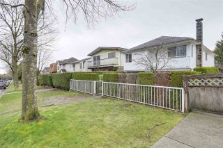 Photo 2: 8377 LAUREL Street in Vancouver: Marpole House for sale in "MARPOLE" (Vancouver West)  : MLS®# R2239238