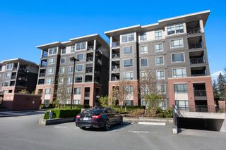 Photo 3: 508 33530 MAYFAIR Avenue in Abbotsford: Central Abbotsford Condo for sale in "The Residence" : MLS®# R2875819