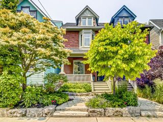Photo 1: 24 Frizzell Avenue in Toronto: North Riverdale House (2-Storey) for sale (Toronto E01)  : MLS®# E6192416