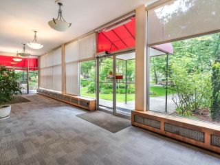 Photo 15: 905 1251 CARDERO Street in Vancouver: West End VW Condo for sale in "Surfcrest" (Vancouver West)  : MLS®# R2780900