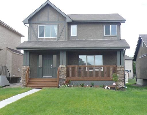 Main Photo: 150 ROUGEAU GARDEN Drive in WINNIPEG: Transcona Residential for sale (North East Winnipeg)  : MLS®# 2812728