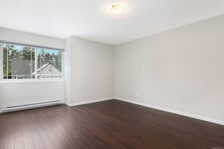 Photo 5: 2823 Piercy Ave in Courtenay: CV Courtenay City House for sale (Comox Valley)  : MLS®# 866742